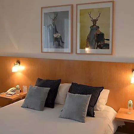 Logis Des Sittelles Otel