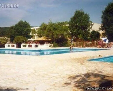 فندق Logis Des Sittelles 3*