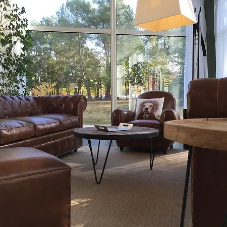 Logis Des Sittelles فندق 3*