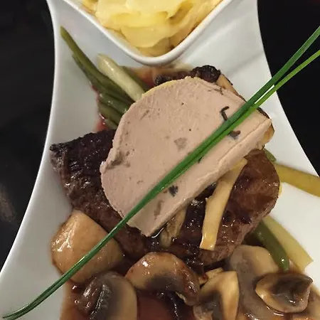 Logis Des Sittelles Montfort-le-Gesnois