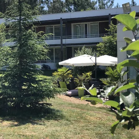 Logis Des Sittelles 3* Montfort-le-Gesnois