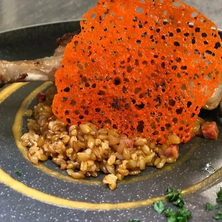 Logis Des Sittelles فندق Montfort-le-Gesnois