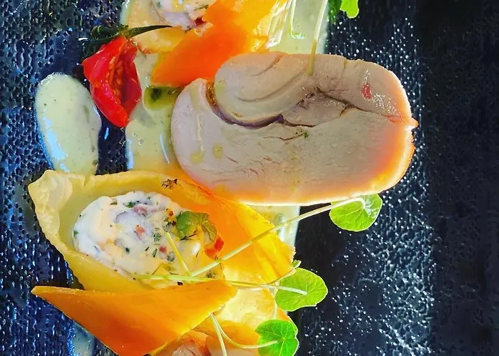 Logis Des Sittelles فندق Montfort-le-Gesnois