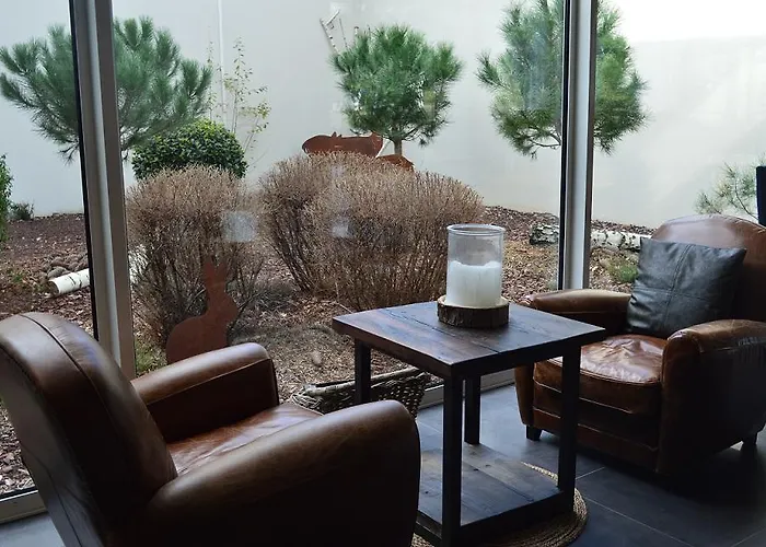 Logis Des Sittelles فندق Montfort-le-Gesnois